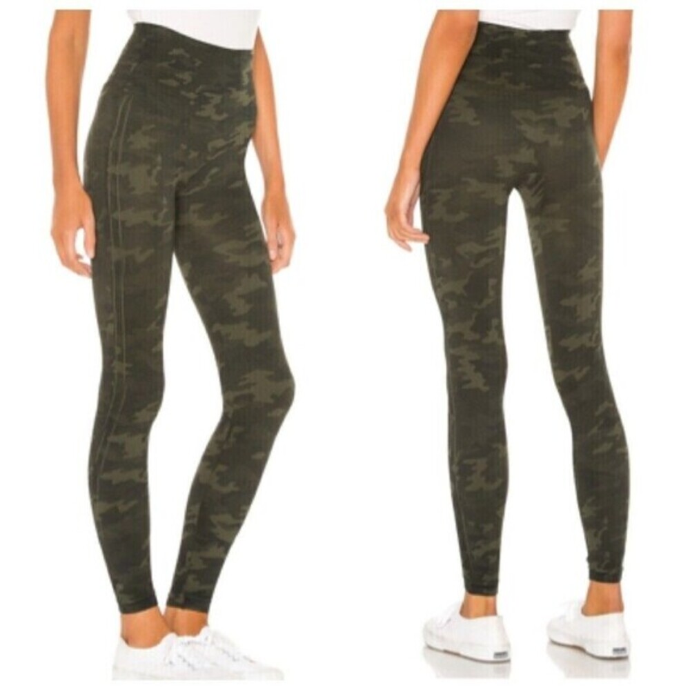 Spanx Look At Me Now Leggings‎ Green Camo Women’s Size Small Seamless Control